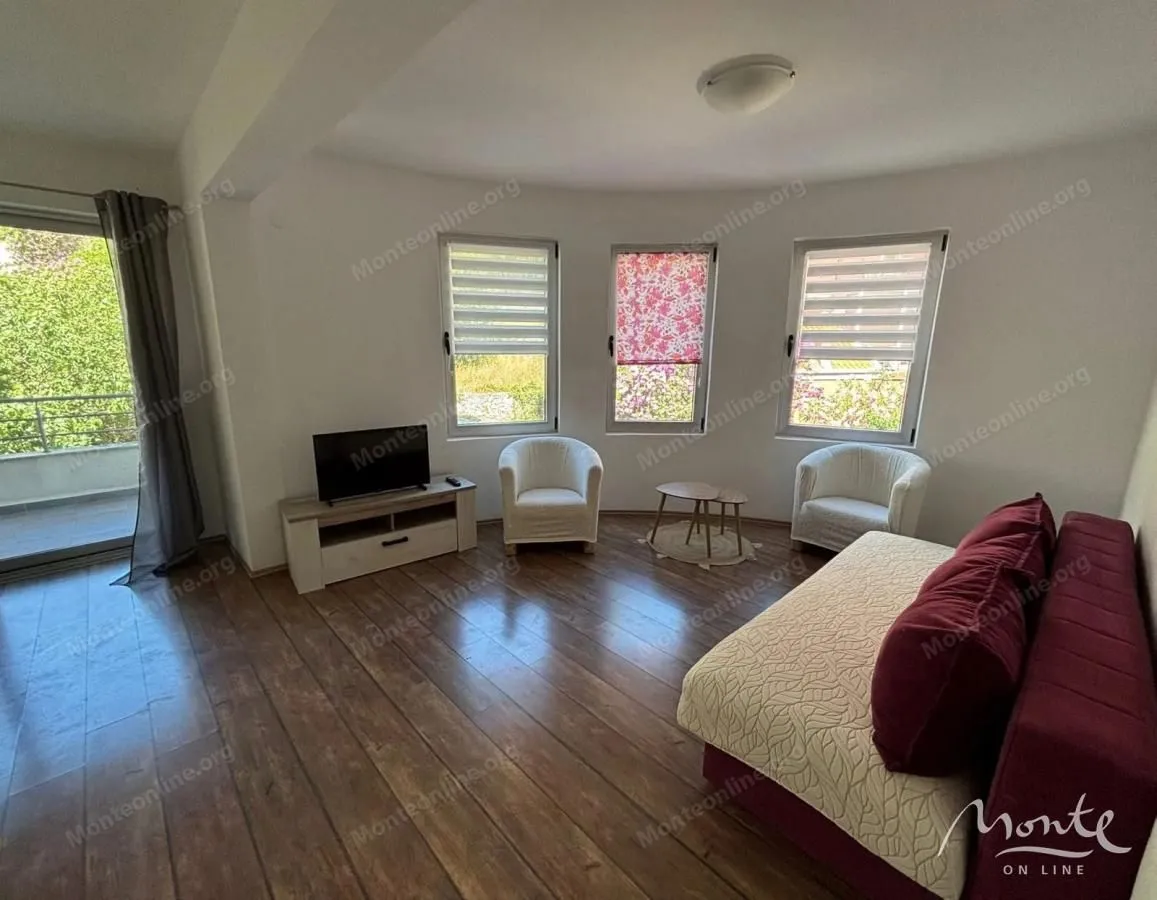 Prodaja, jednosoban stan, 48m², Bečići, Budva