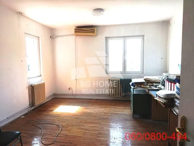 Prodaja, trosoban stan, 101m², Krnjaca, Palilula Sve Podlokacije