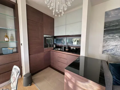 Rent, one bedroom apartment, 57m², Pržno, Budva - image 6