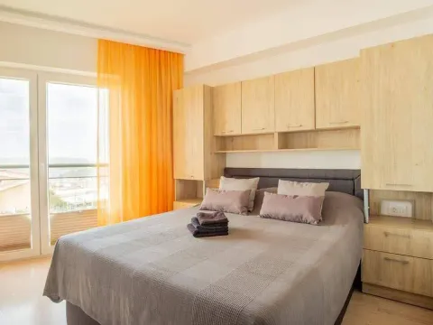 Sale, one bedroom apartment, 36m², Bečići, Budva - image 5