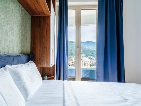 Sale, two bedroom apartment, 65m², Bečići, Budva - image 5