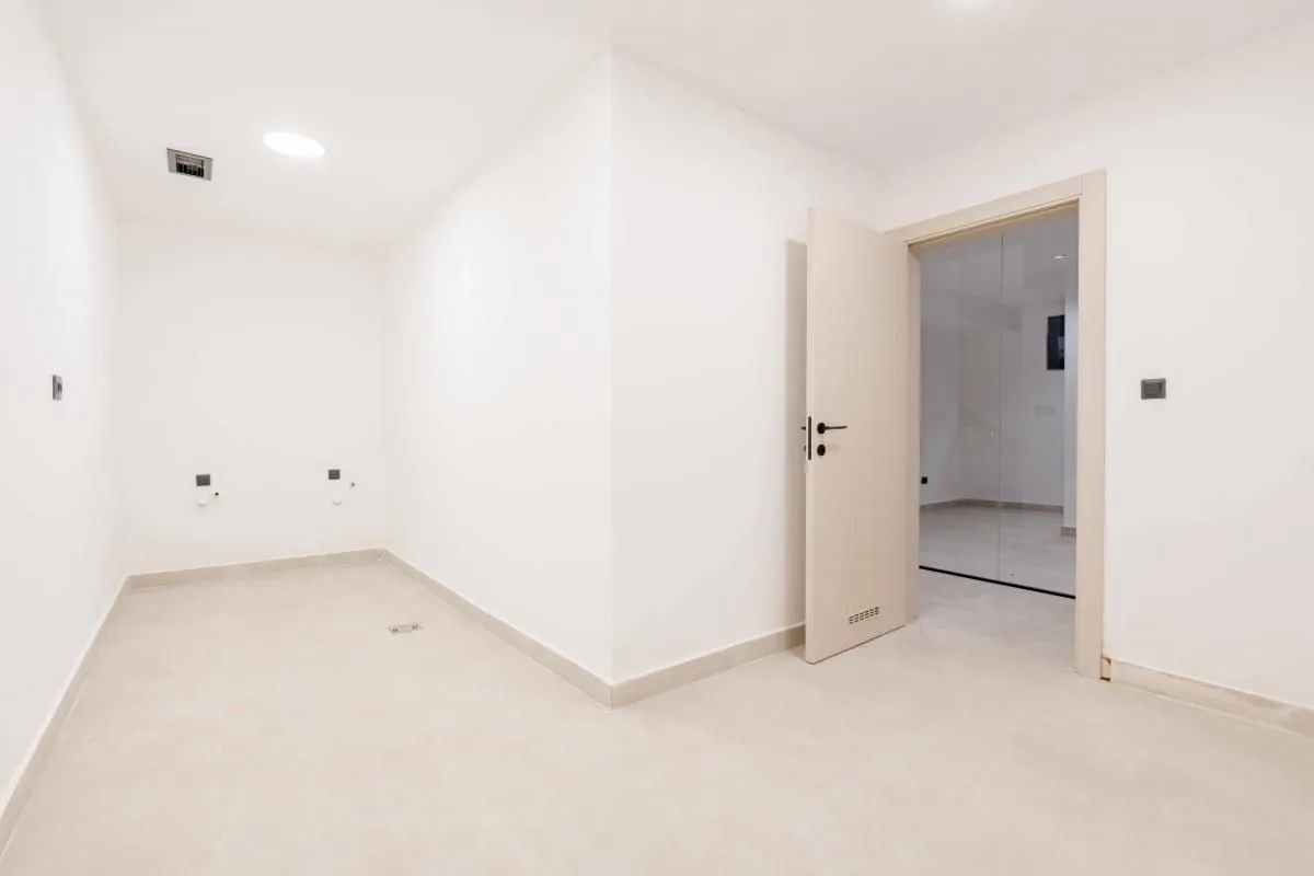Prodaja, kuća, 240m², Budva, Crna Gora