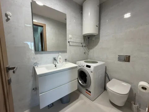 Izdavanje, dvosoban stan, 86m², Master Kvart, Podgorica - image 8