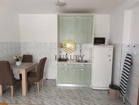 Izdavanje, jednosoban stan, 40m², Stara Varoš, Podgorica - image 3