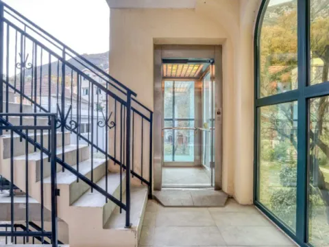 Prodaja, kuća, 112m², Prčanj, Kotor - image 13