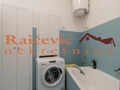 Prodaja, četvorosoban stan, 120m², Stari Grad, Beograd - image 18