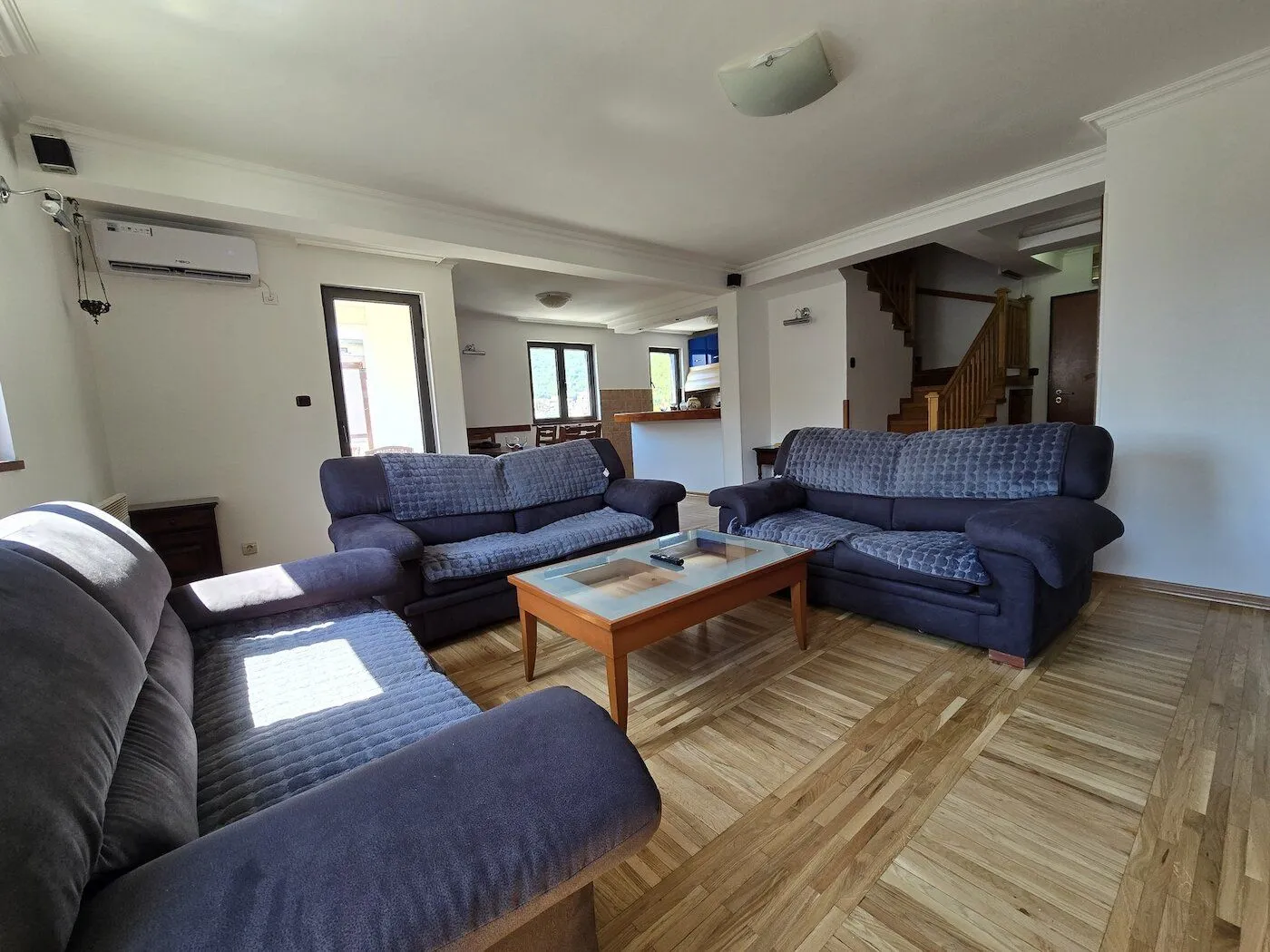 Prodaja, trosoban stan, 114m², Dubovica, Budva