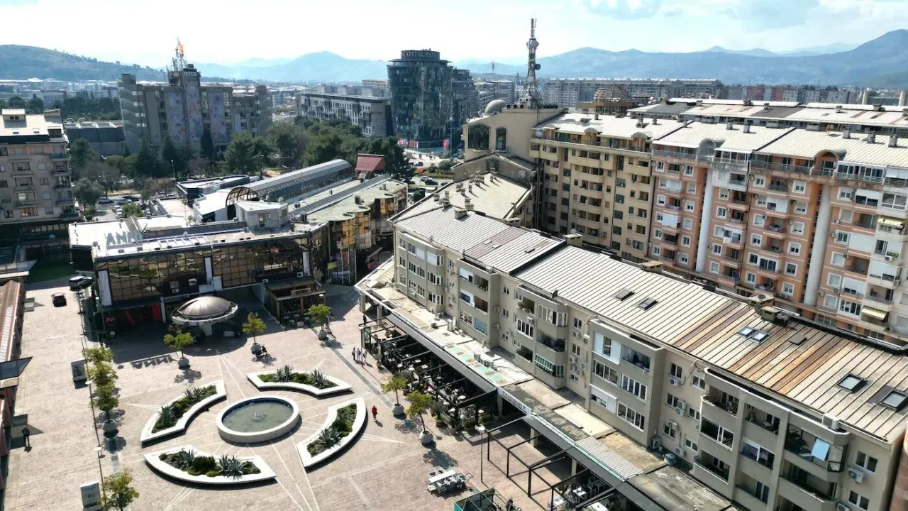 Rent, office space, 79m², Preko Morače, Podgorica