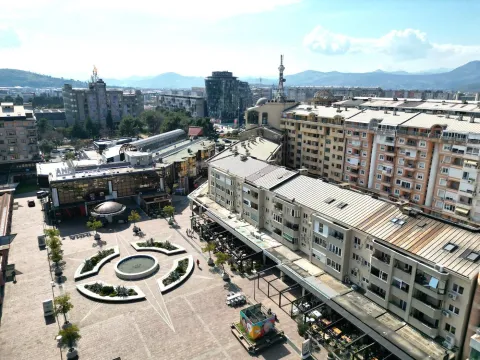 Rent, office space, 79m², Preko Morače, Podgorica - image 1