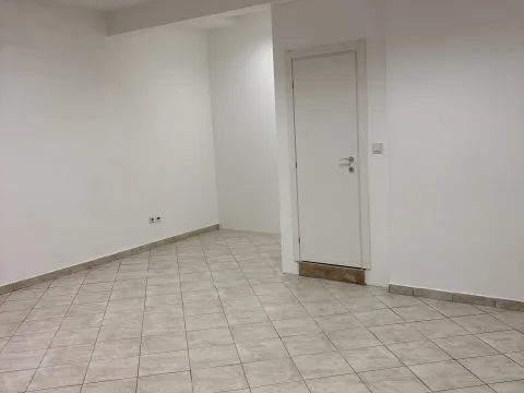 Sale, office space, 31m², Pobrežje, Podgorica - image 3
