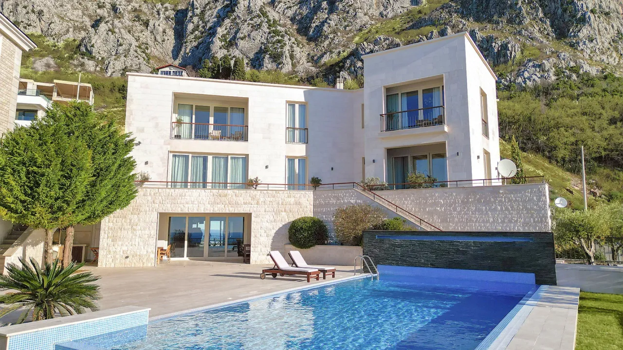 Sale, house, 600m², Blizikuće, Budva