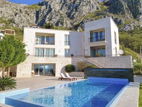 Sale, house, 600m², Blizikuće, Budva