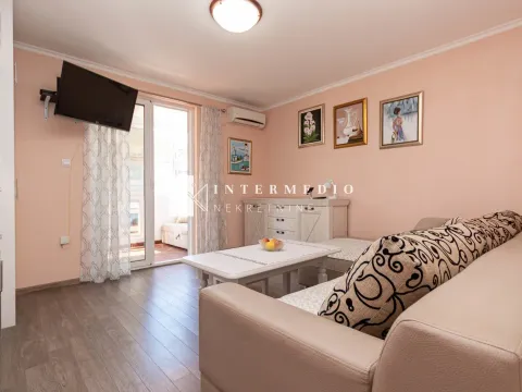 Prodaja, garsonjera, 43m², Topla, Herceg Novi - image 2