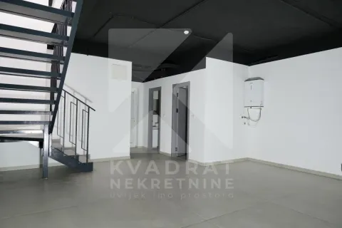 Rent, office space, 200m², New City, Podgorica - image 8