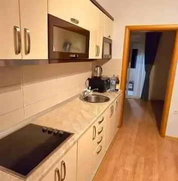 Izdavanje, dvosoban stan, 70m², Lastva Grbaljska, Kotor - image 23