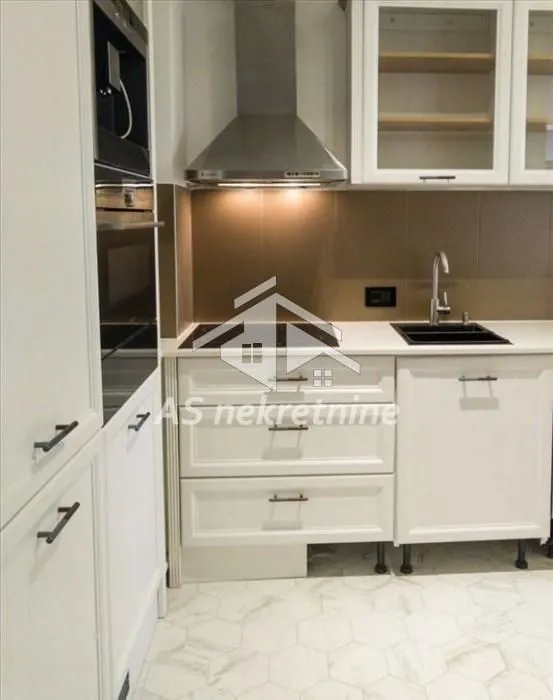 Rent, two bedroom apartment, 55m², Vračar Sve Podlokacije, Beograd
