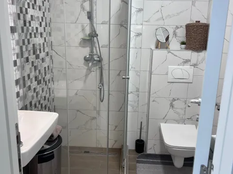 Prodaja, jednosoban stan, 30m², Radanovići, Kotor - image 8