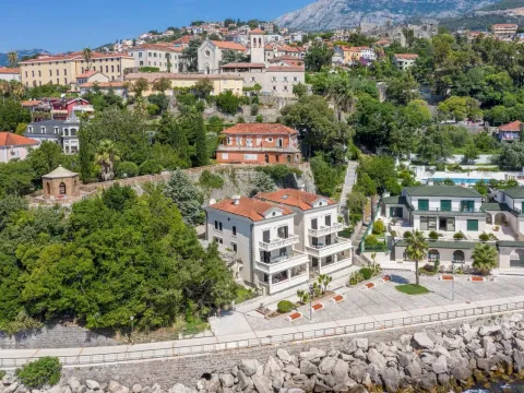 Prodaja, kuća, 564m², Herceg Novi, Crna Gora - image 3