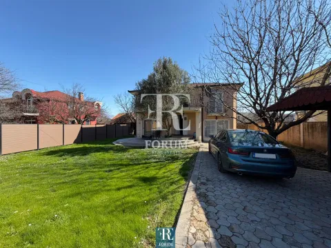 Kuća in Donja Gorica