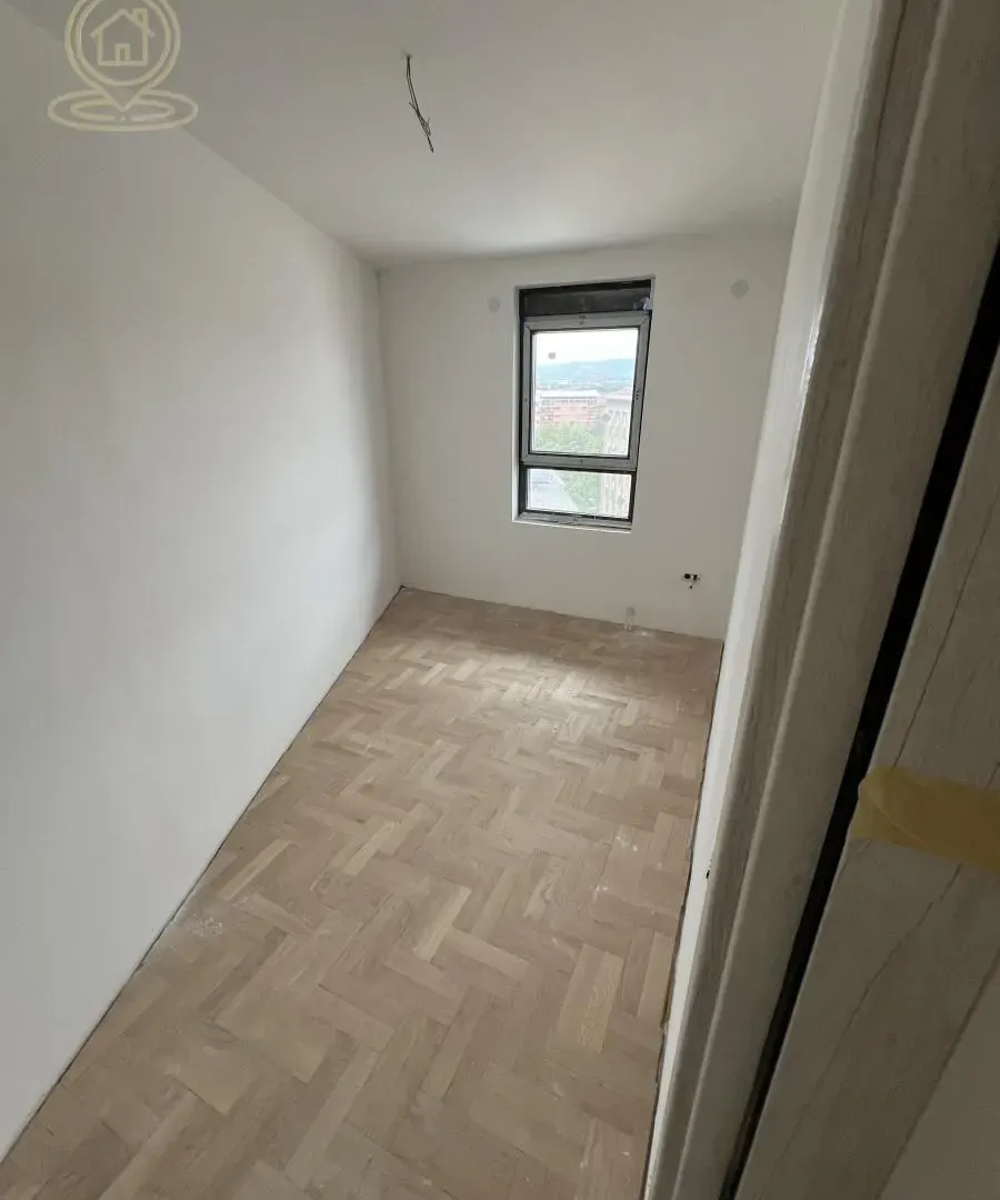 Prodaja, četvorosoban stan, 75m², Medijana, Niš