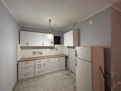 Sale, two bedroom apartment, 73m², Sutomore, Bar - image 5