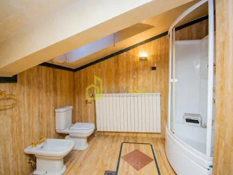 Sale, house, 750m², Pod Goricom, Podgorica - image 28