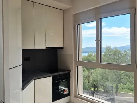 Rent, one bedroom apartment, 41m², Tripovići, Tivat - image 5