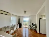 Rent, three bedroom apartment, 120m², Bečići, Budva - image 10