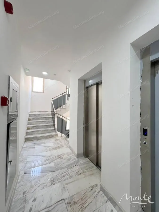 Sale, one bedroom apartment, 43m², Bečići, Budva