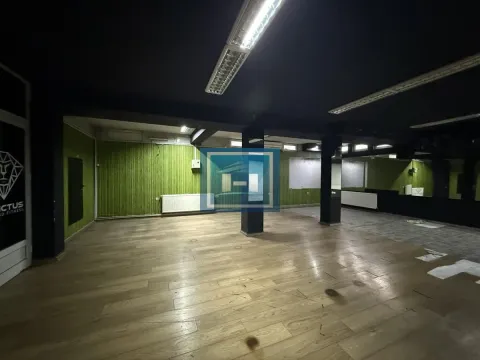 Rent, office space, 165m², Jagodina, Srbija - image 1