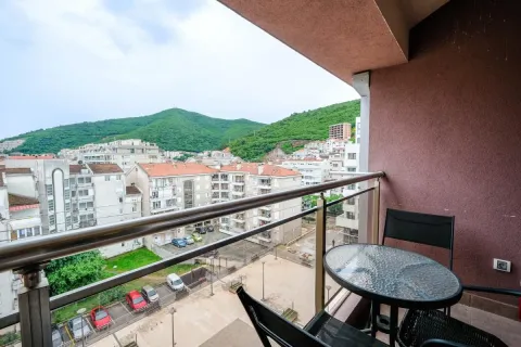 Sale, one bedroom apartment, 44m², Centar, Budva - image 11