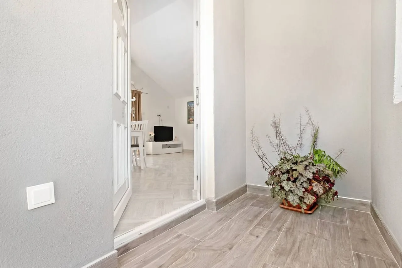 Rent, house, 110m², Tivat, Crna Gora