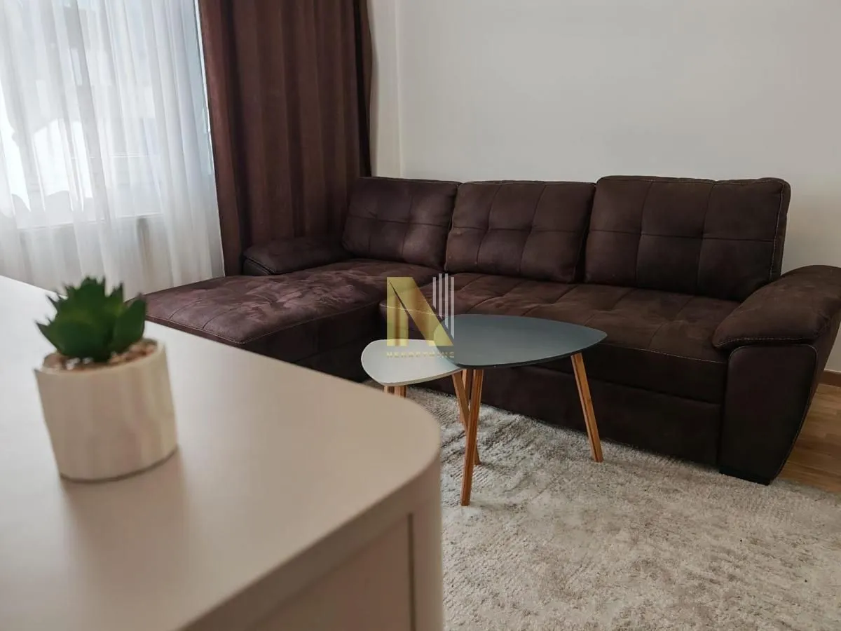 Prodaja, jednosoban stan, 36m², Avijatičarsko naselje, Novi Sad Sve Podlokacije
