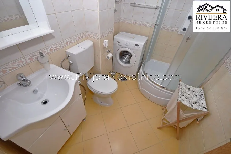 Prodaja, trosoban stan, 102m², Bijela, Herceg Novi