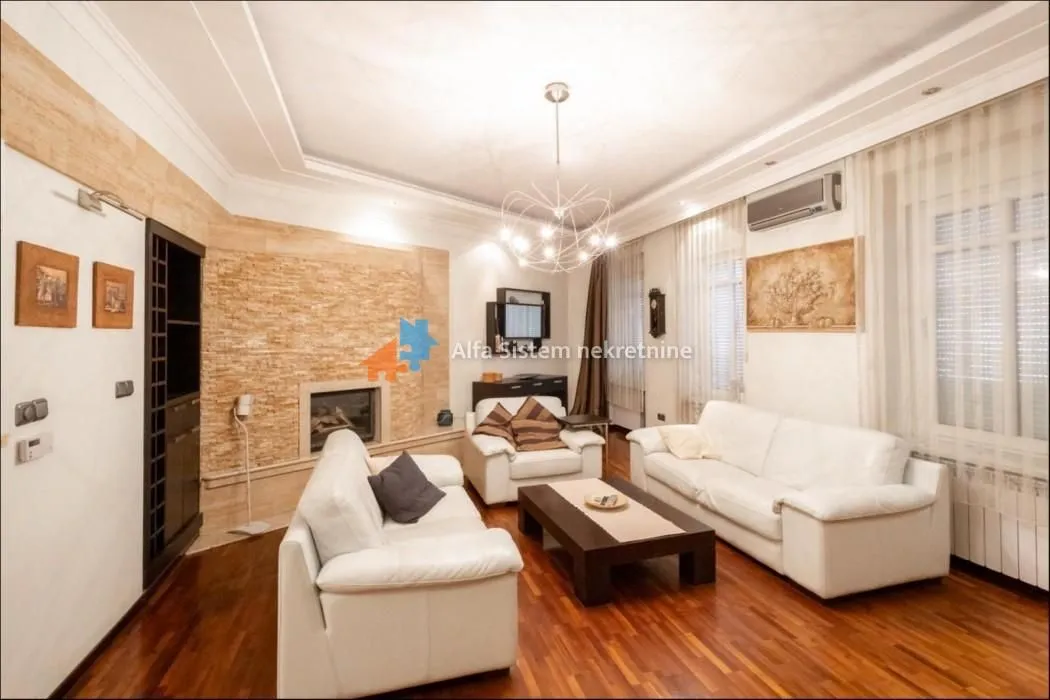 Rent, four bedroom apartment, 140m², Stari Grad, Beograd