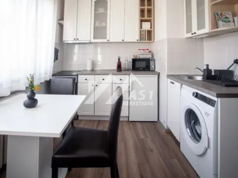 Rent, one bedroom apartment, 32m², Rotkvarija, Novi Sad Sve Podlokacije - image 4