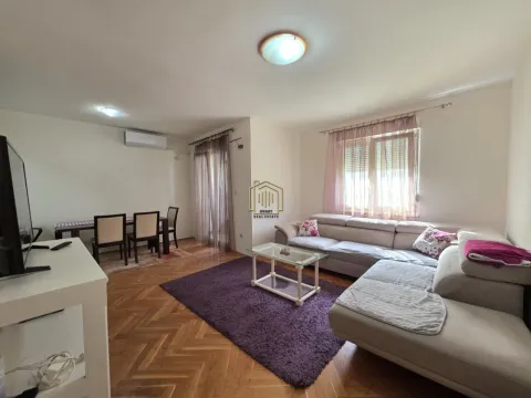 Izdavanje, dvosoban stan, 71m², Zagorič, Podgorica - image 1