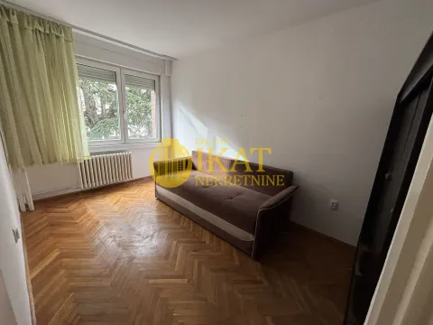 Izdavanje, trosoban stan, 70m², Lion, Zvezdara Sve Podlokacije - image 2