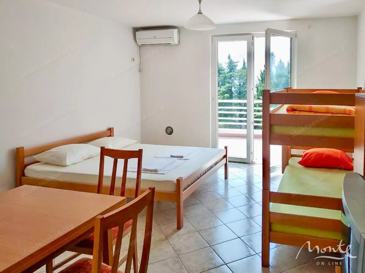 Prodaja, garsonjera, 31m², Petrovac, Budva
