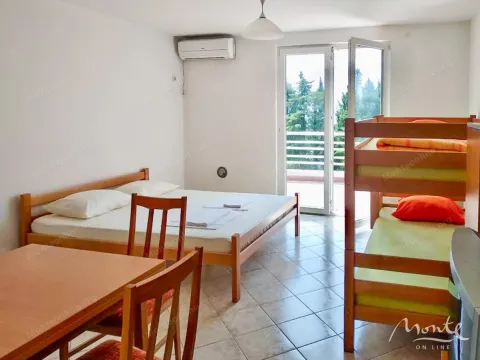 Prodaja, garsonjera, 31m², Petrovac, Budva - image 3