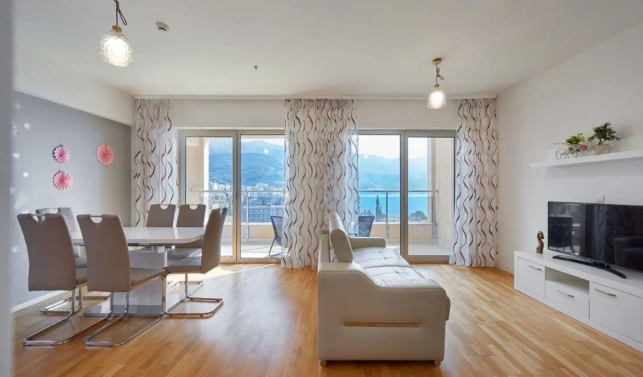 Prodaja, dvosoban stan, 98m², Budva, Crna Gora