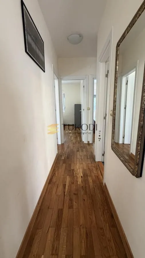 Rent, three bedroom apartment, 70m², Savski Venac, Beograd