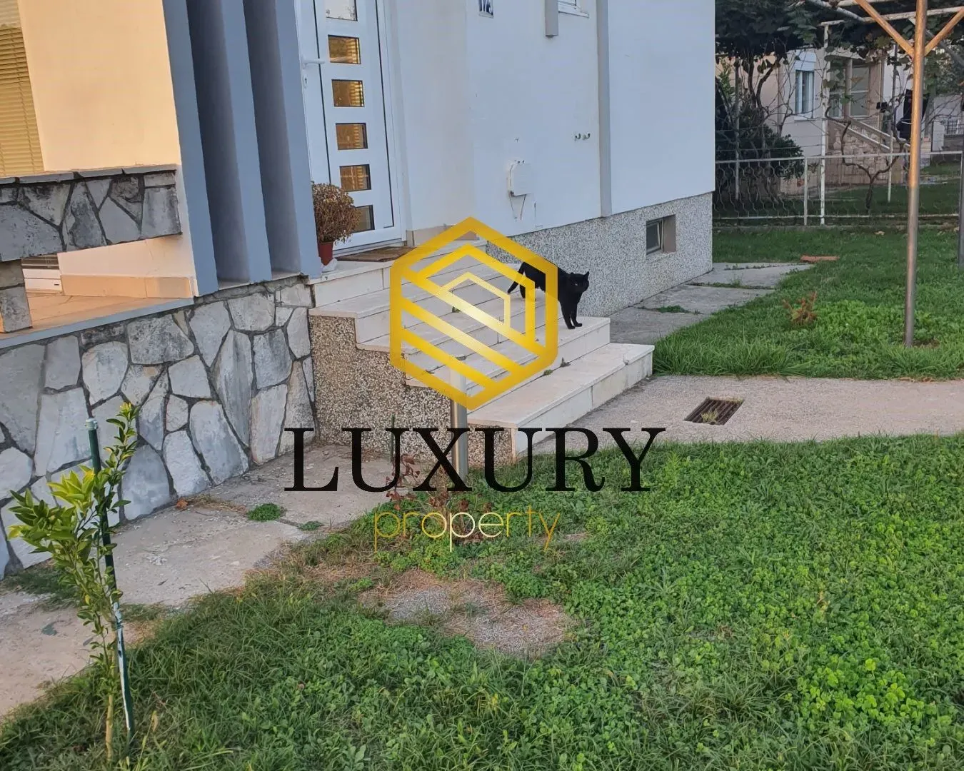 Rent, house, 95m², Donja Gorica, Podgorica