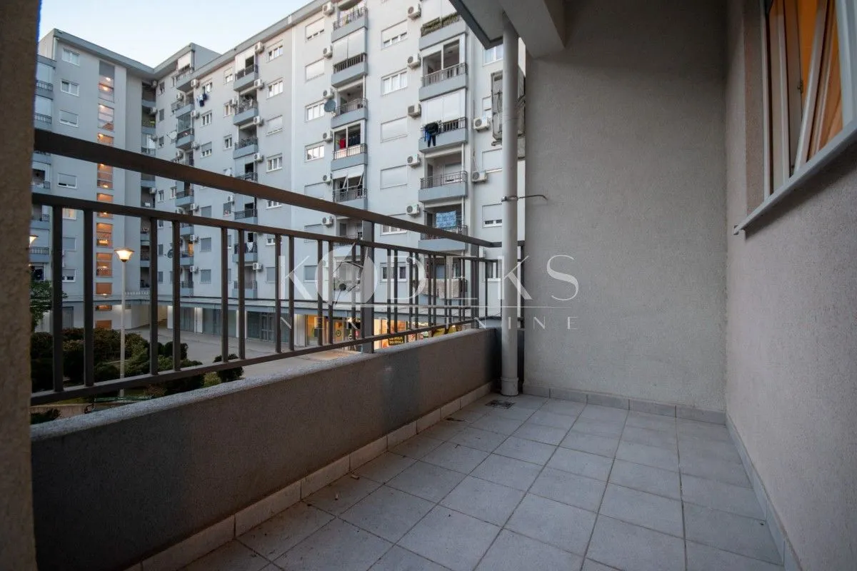 Rent, one bedroom apartment, 50m², Pobrežje, Podgorica