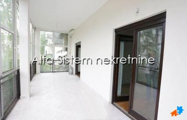 Izdavanje, kuća, 550m², Autokomanda, Voždovac Sve Podlokacije