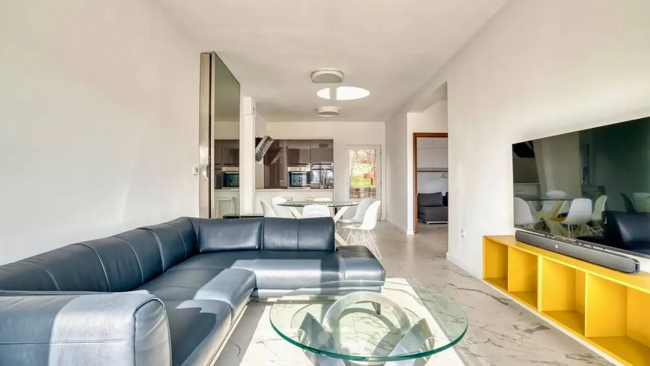 Sale, two bedroom apartment, 60m², Petrovac, Budva