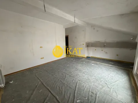 Prodaja, trosoban stan, 63m², Kluz, Zvezdara Sve Podlokacije - image 3