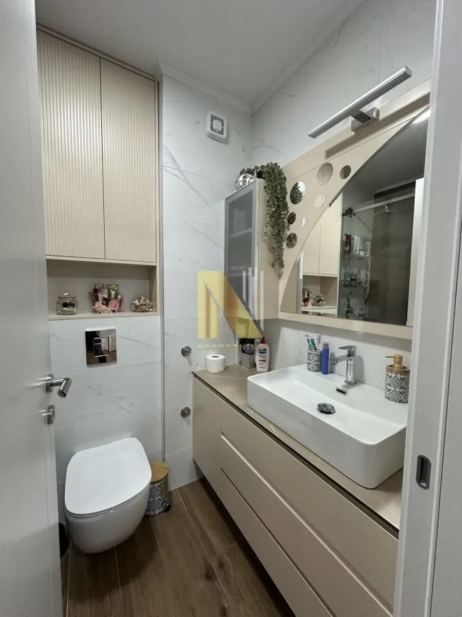 Prodaja, četvorosoban stan, 80m², Nova Detelinara, Novi Sad Sve Podlokacije