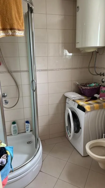 Sale, house, 600m², Golubovci, Podgorica