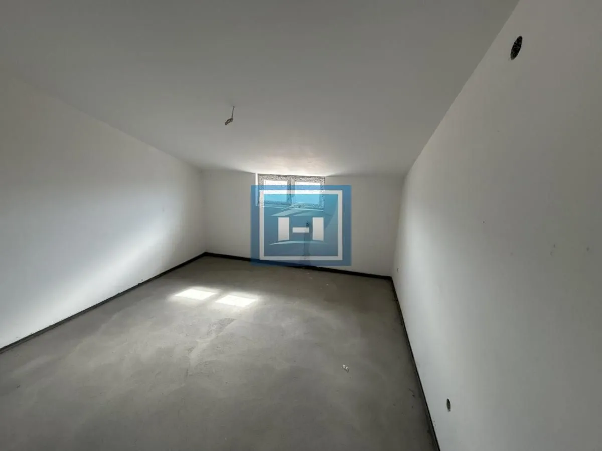 Prodaja, stan, 222m², Centar, Jagodina